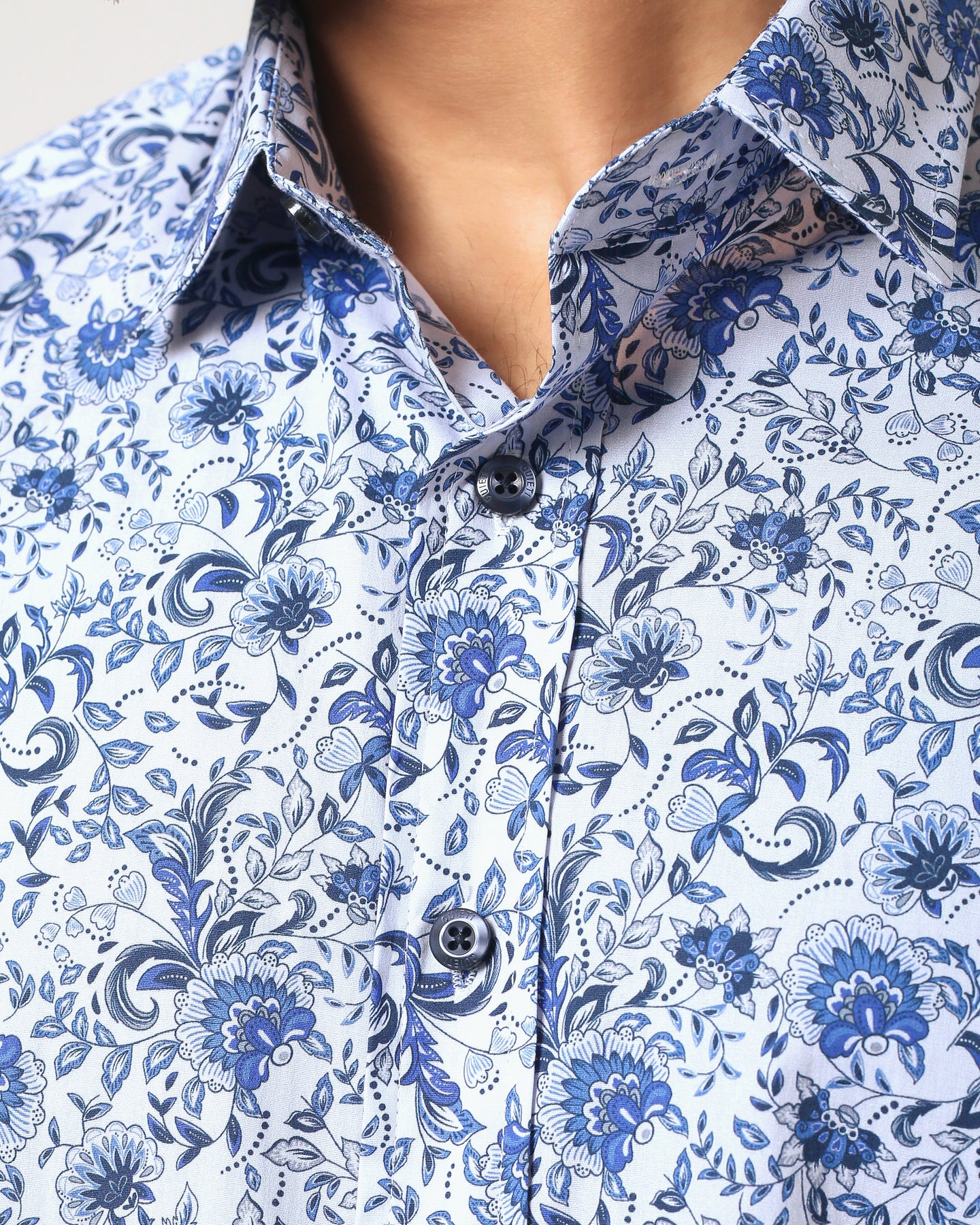 Quieti Performance Blue Floral Print, Long Sleeve Woven Shirt